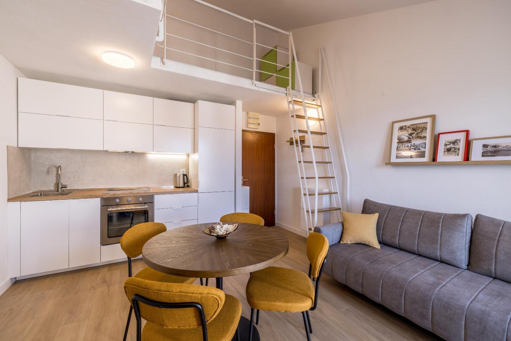Bolotel Family & Studio Stay Exteriör bild